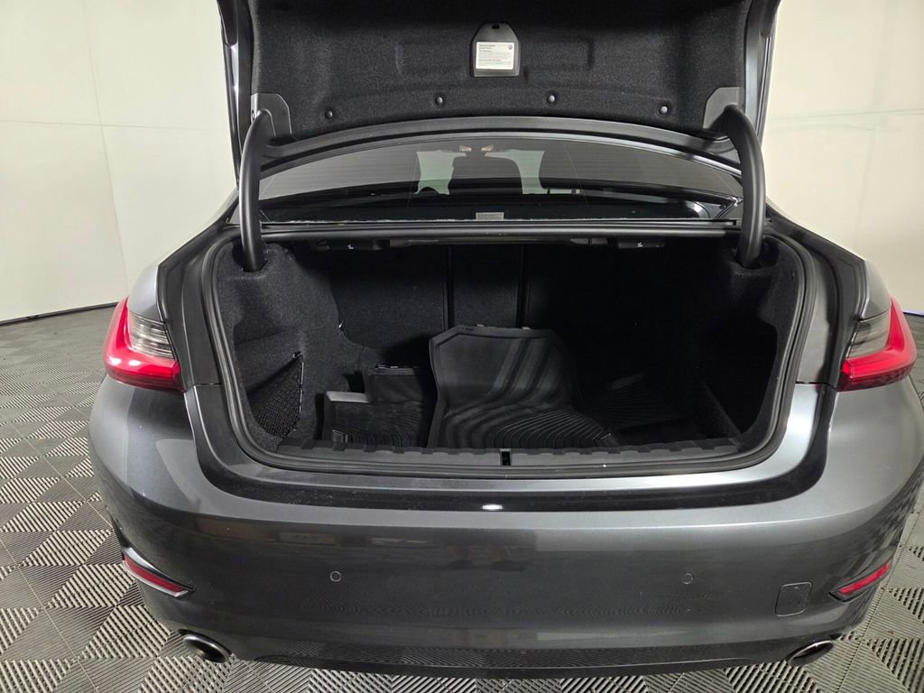 Used 2020 BMW 330i xDrive Sedan w/ Premium Package image 30