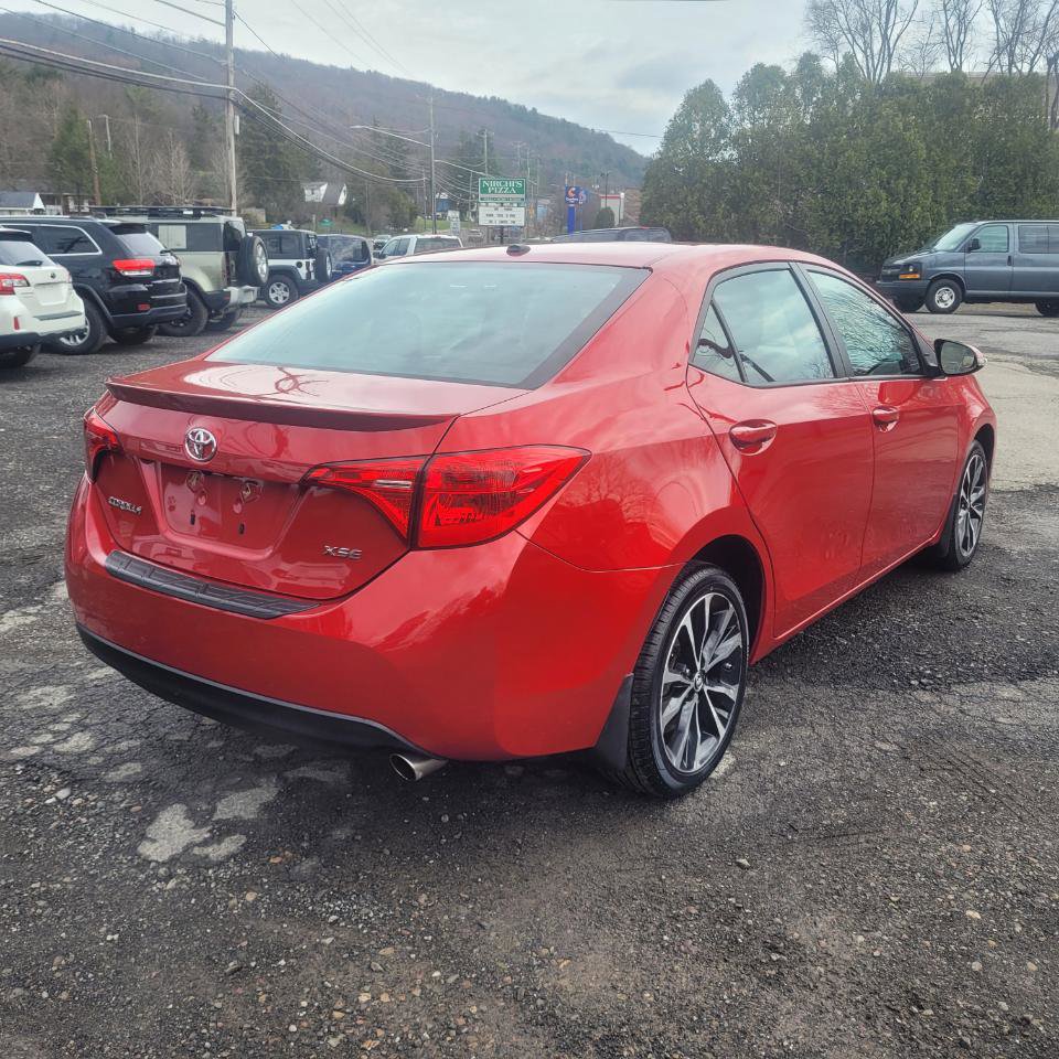 Used 2019 Toyota Corolla XSE image 8