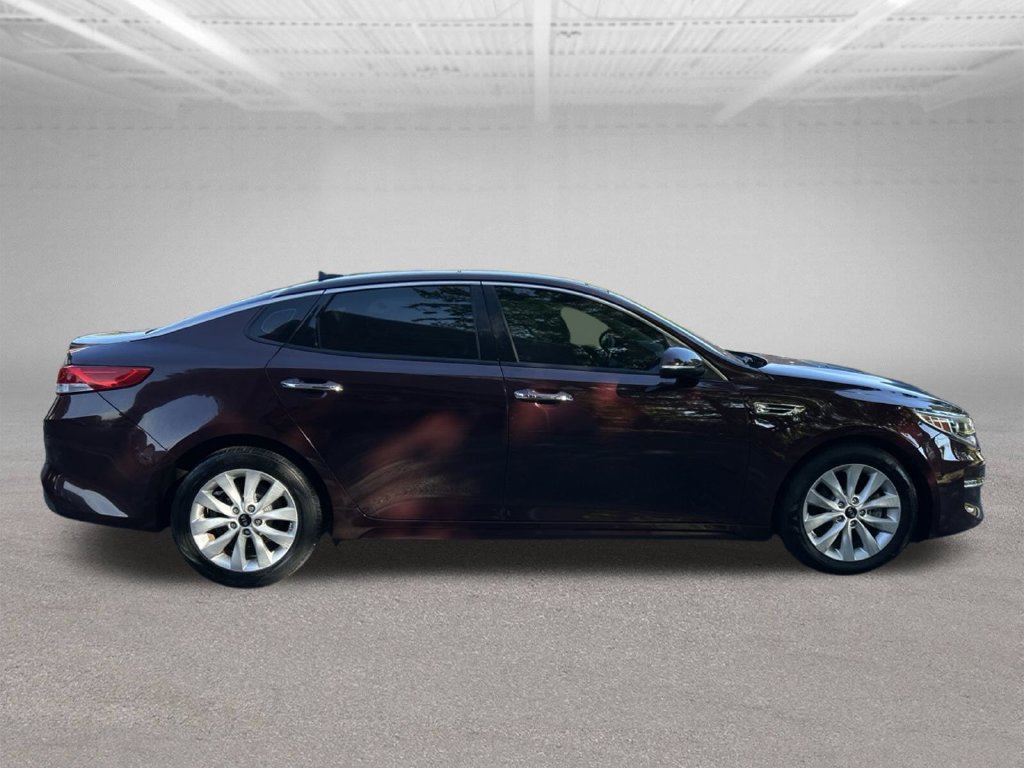Used 2016 Kia Optima EX w/ Premium Package FWD image 7