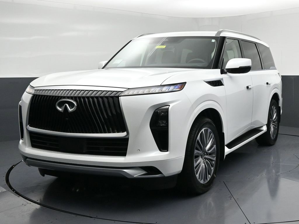 New 2026 INFINITI QX80 Luxe image 3