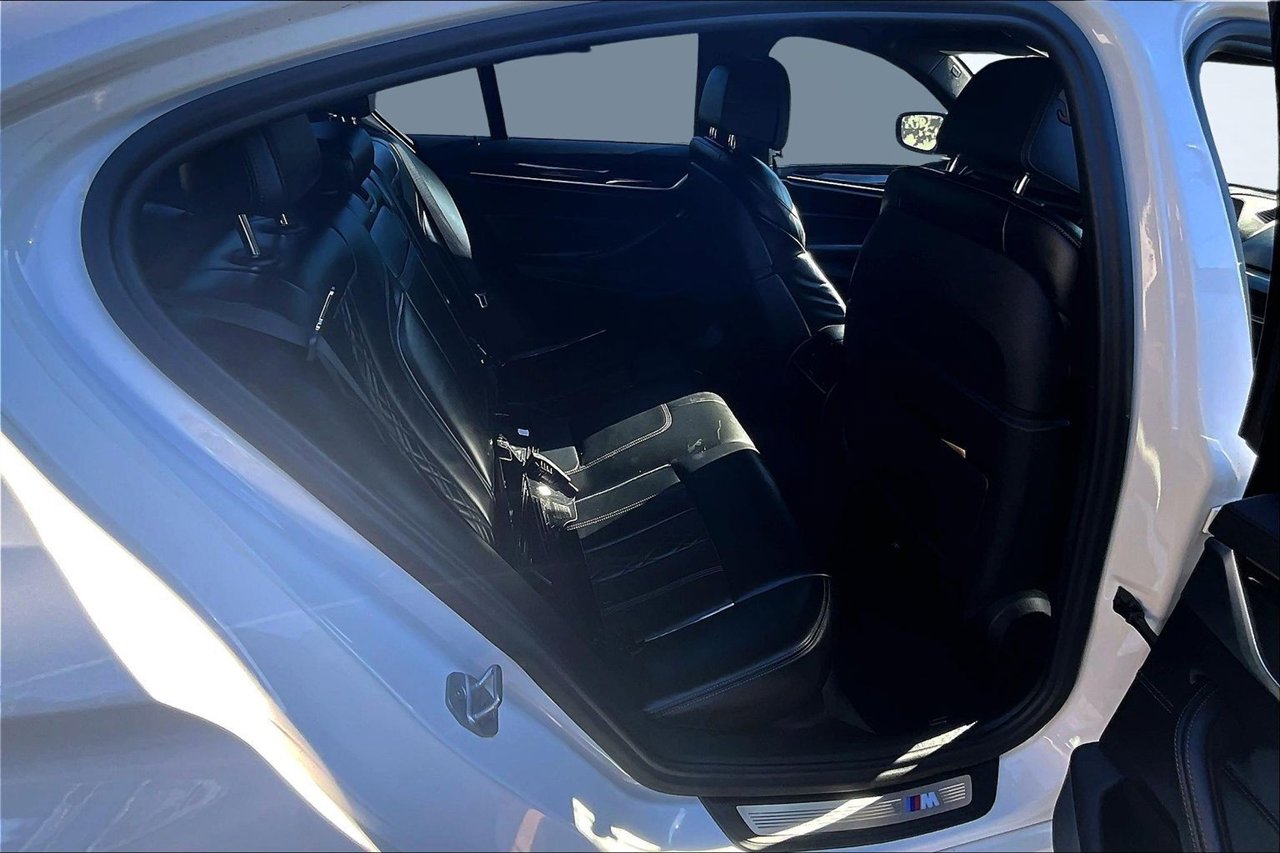 Used 2018 BMW 540i image 25