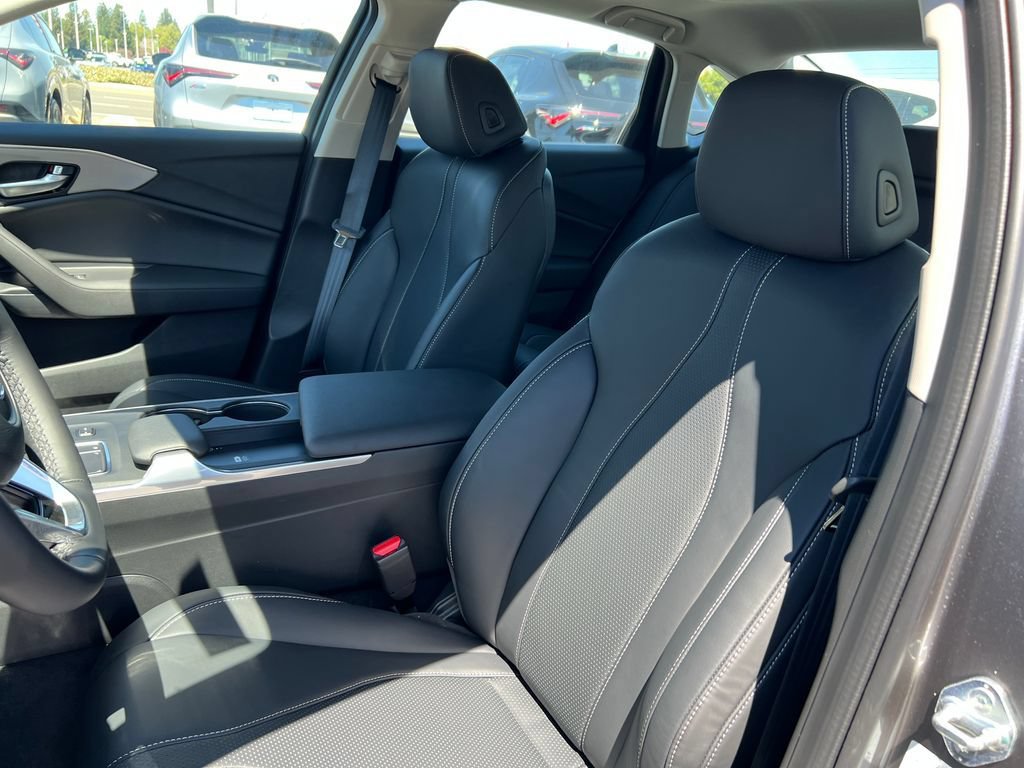 Used 2025 Acura TLX w/ Technology Package FWD image 15