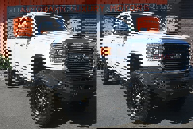 Used 2019 GMC Sierra 2500 SLT w/ Duramax Plus Package