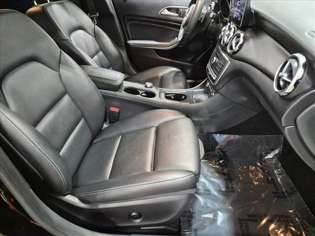 Used 2020 Mercedes-Benz GLA 250 4MATIC w/ Multimedia Package image 22
