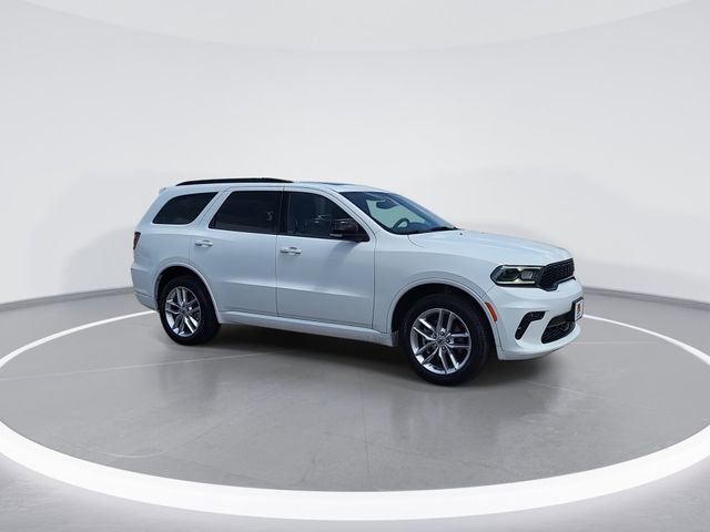Used 2023 Dodge Durango GT image 2