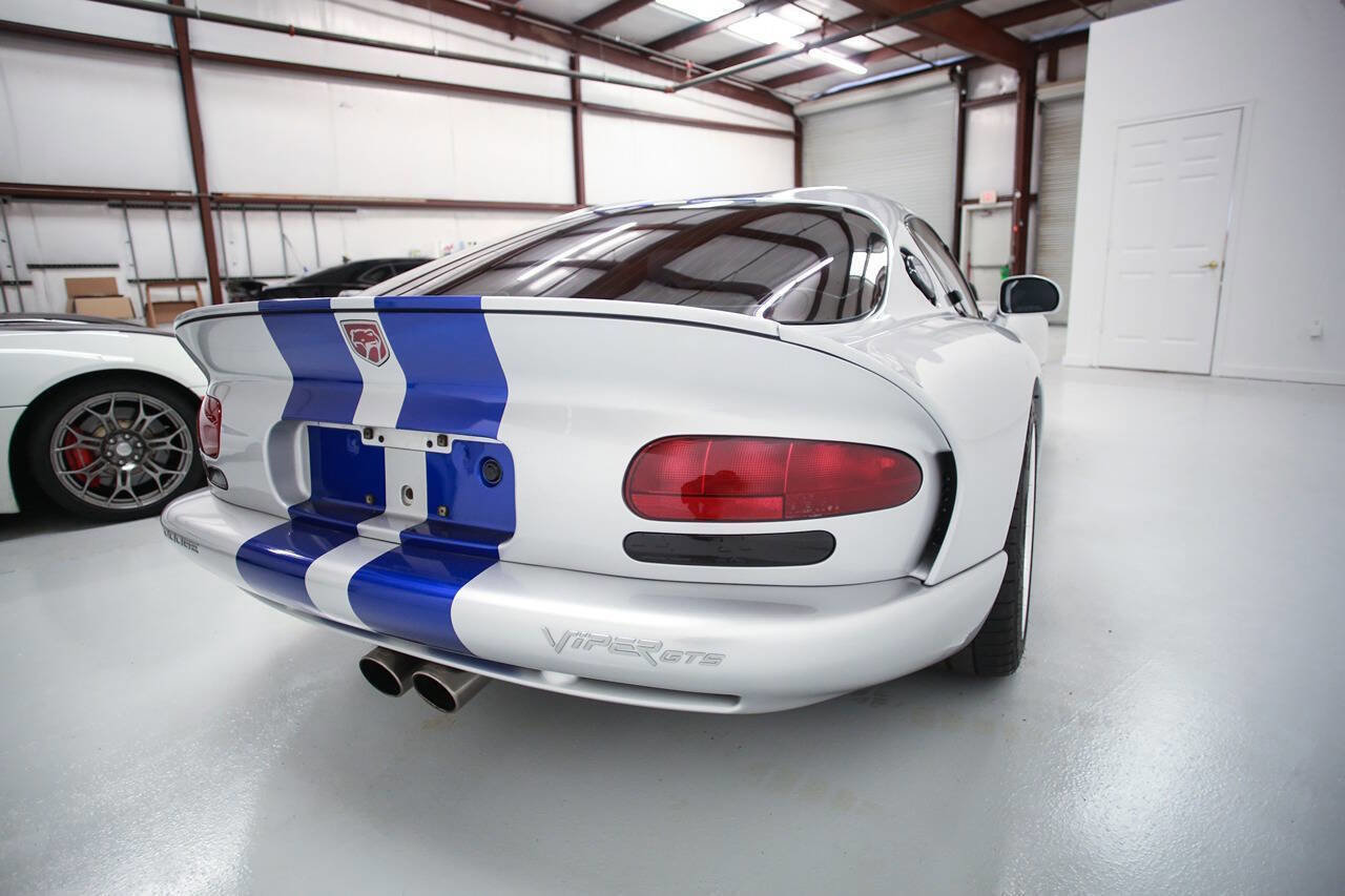 Used 1999 Dodge Viper GTS RWD image 7