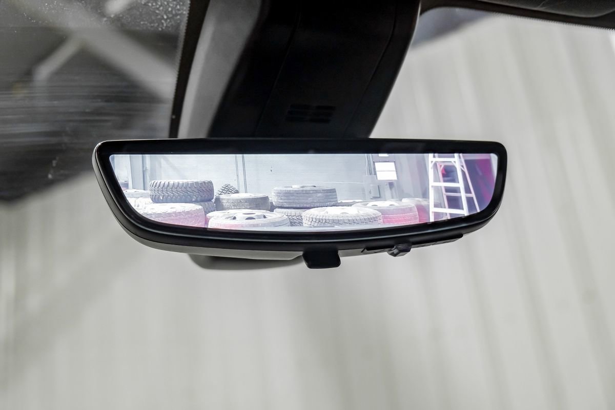 Used 2022 Chevrolet Silverado 3500 High Country image 24