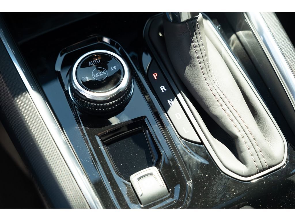 New 2026 GMC Canyon Elevation w/ Convenience Package image 24