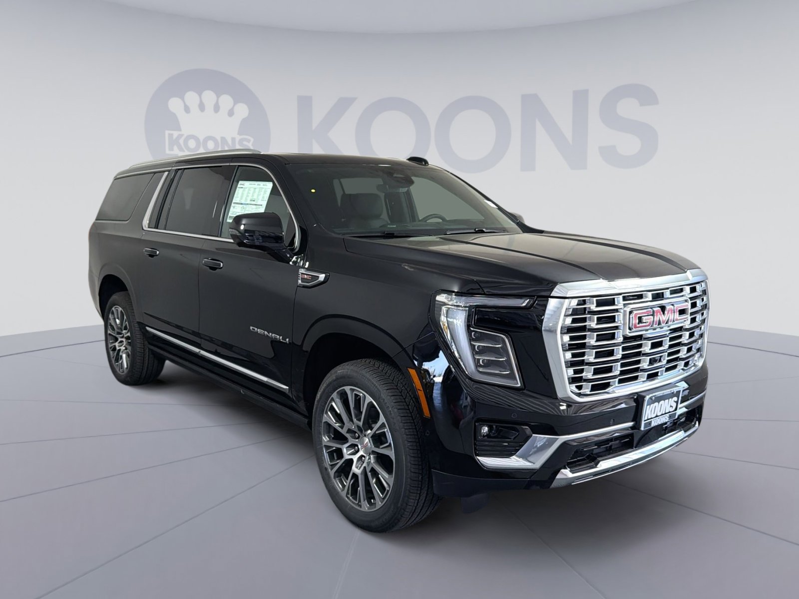 New 2026 GMC Yukon XL Denali w/ Denali Reserve Package image 10