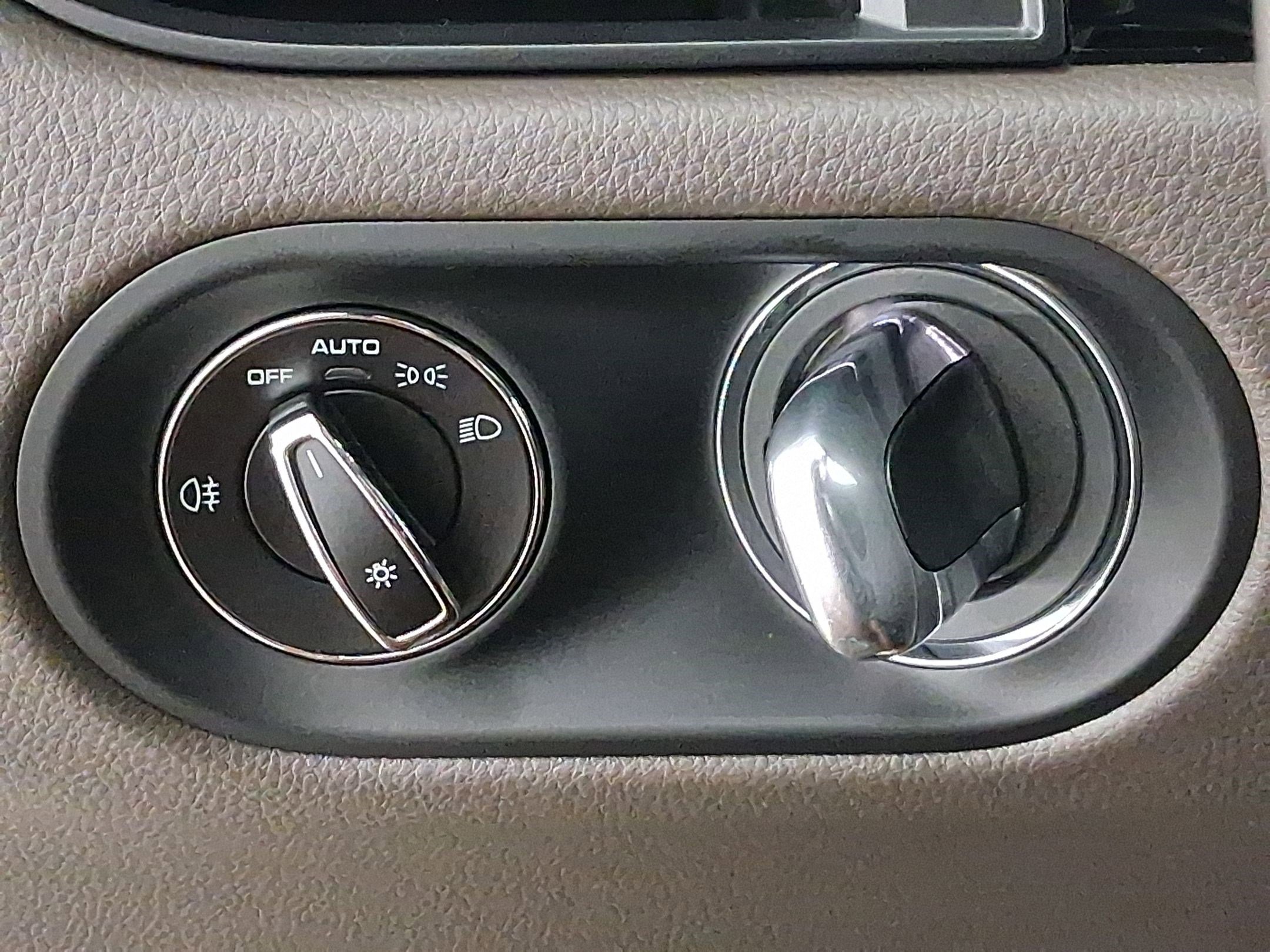 Used 2026 Porsche Macan image 18