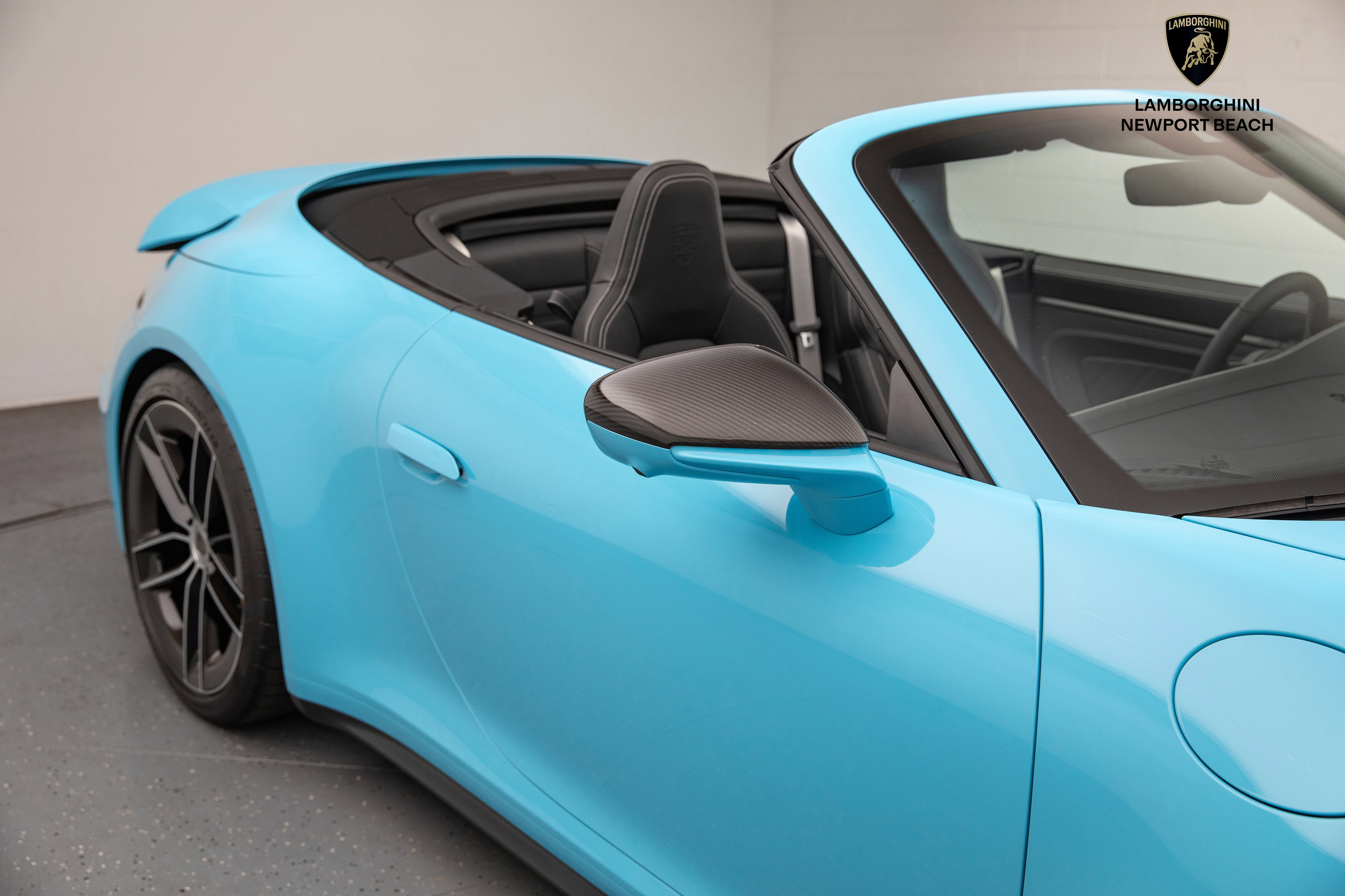 Used 2025 Porsche 911 GTS image 4