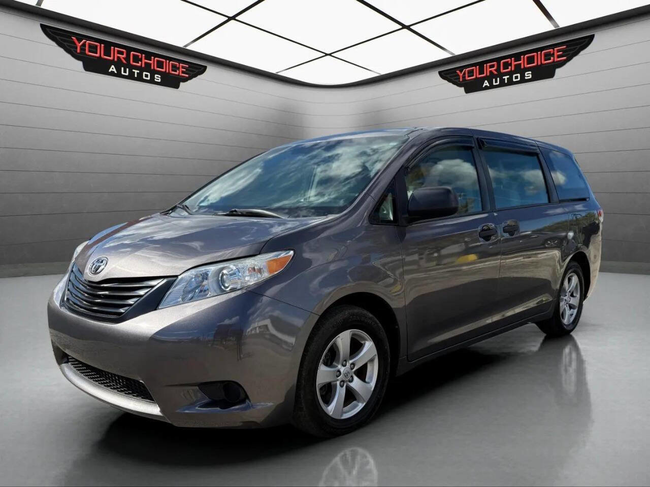 Used 2013 Toyota Sienna L