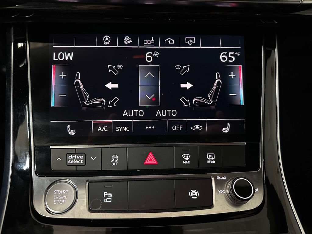 Used 2019 Audi Q8 Premium w/ Convenience Package AWD/4WD image 30