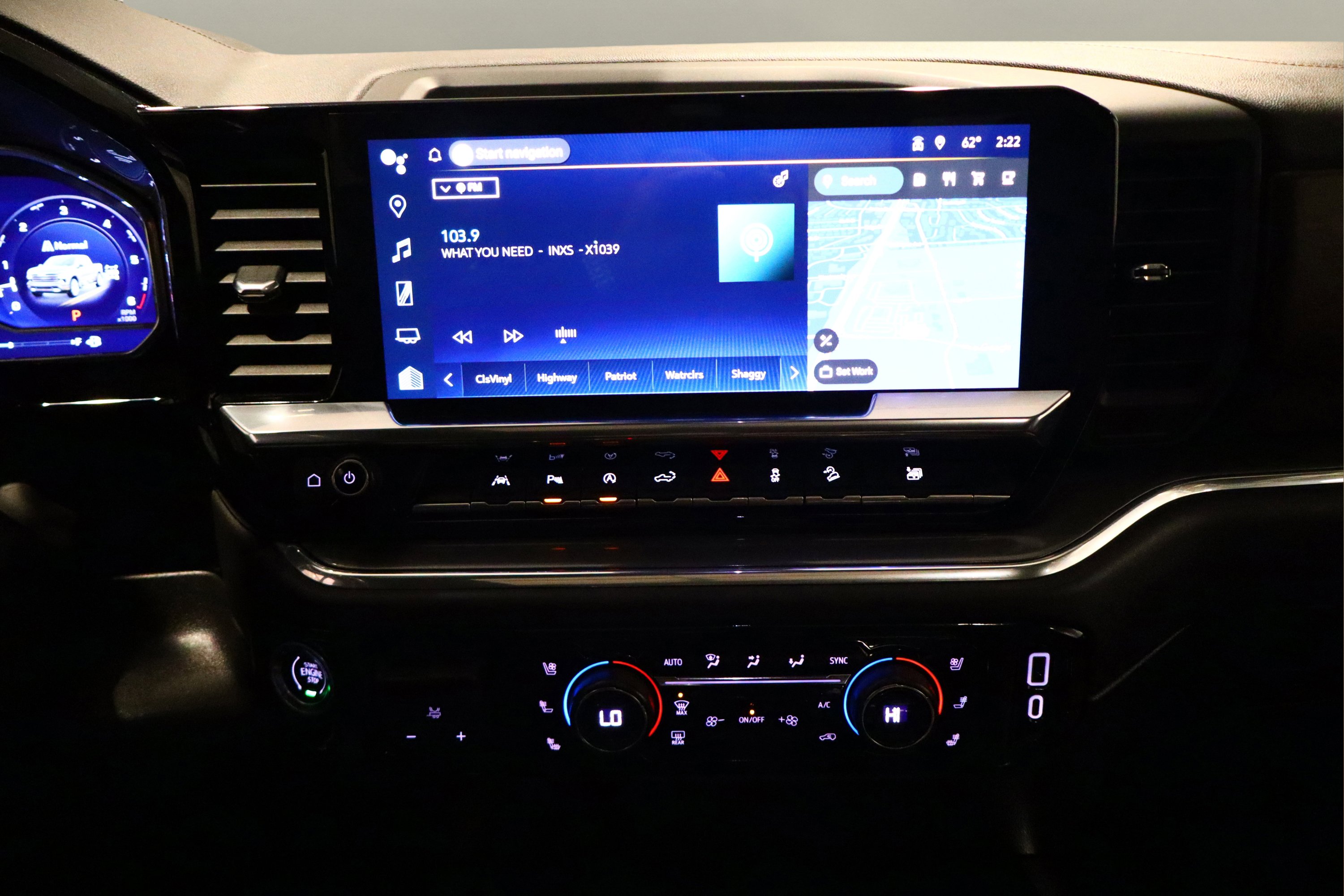 Used 2023 Chevrolet Silverado 1500 High Country w/ Z71 Off-Road Package image 23