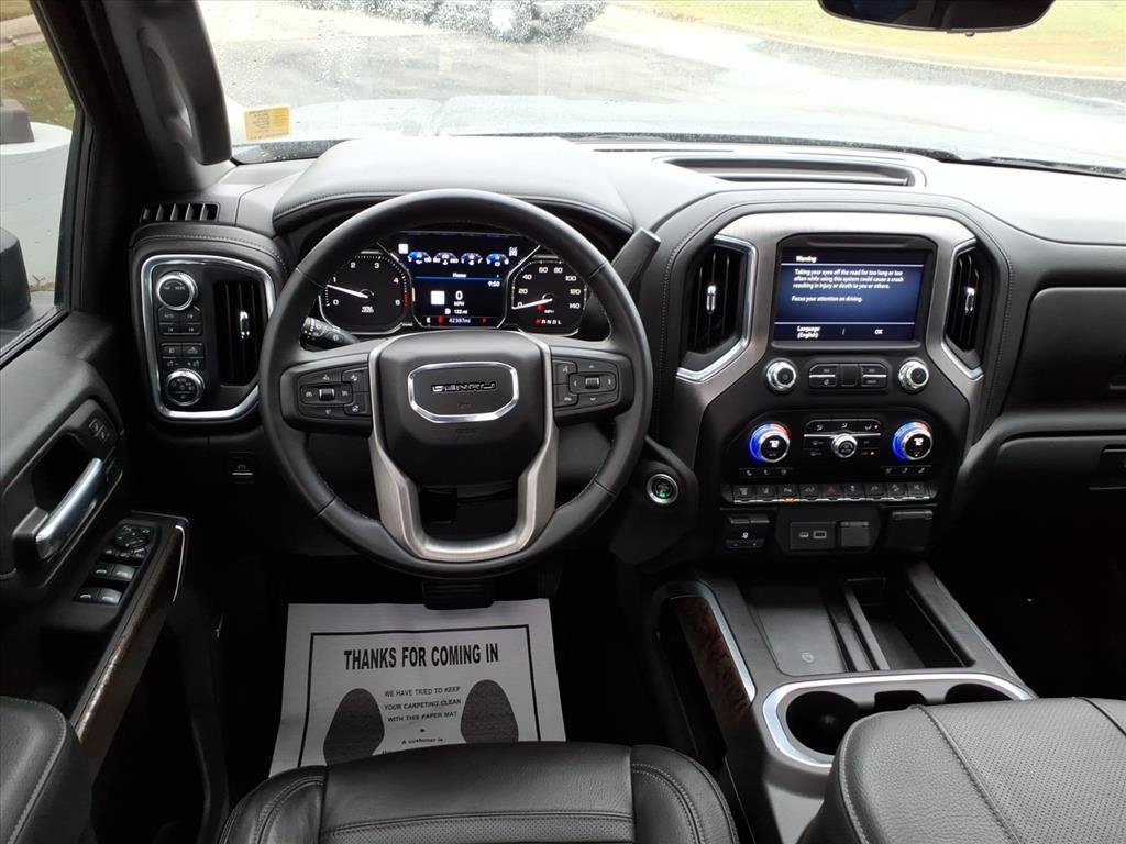 Used 2023 GMC Sierra 2500 Denali w/ Denali Black Diamond Edition image 12