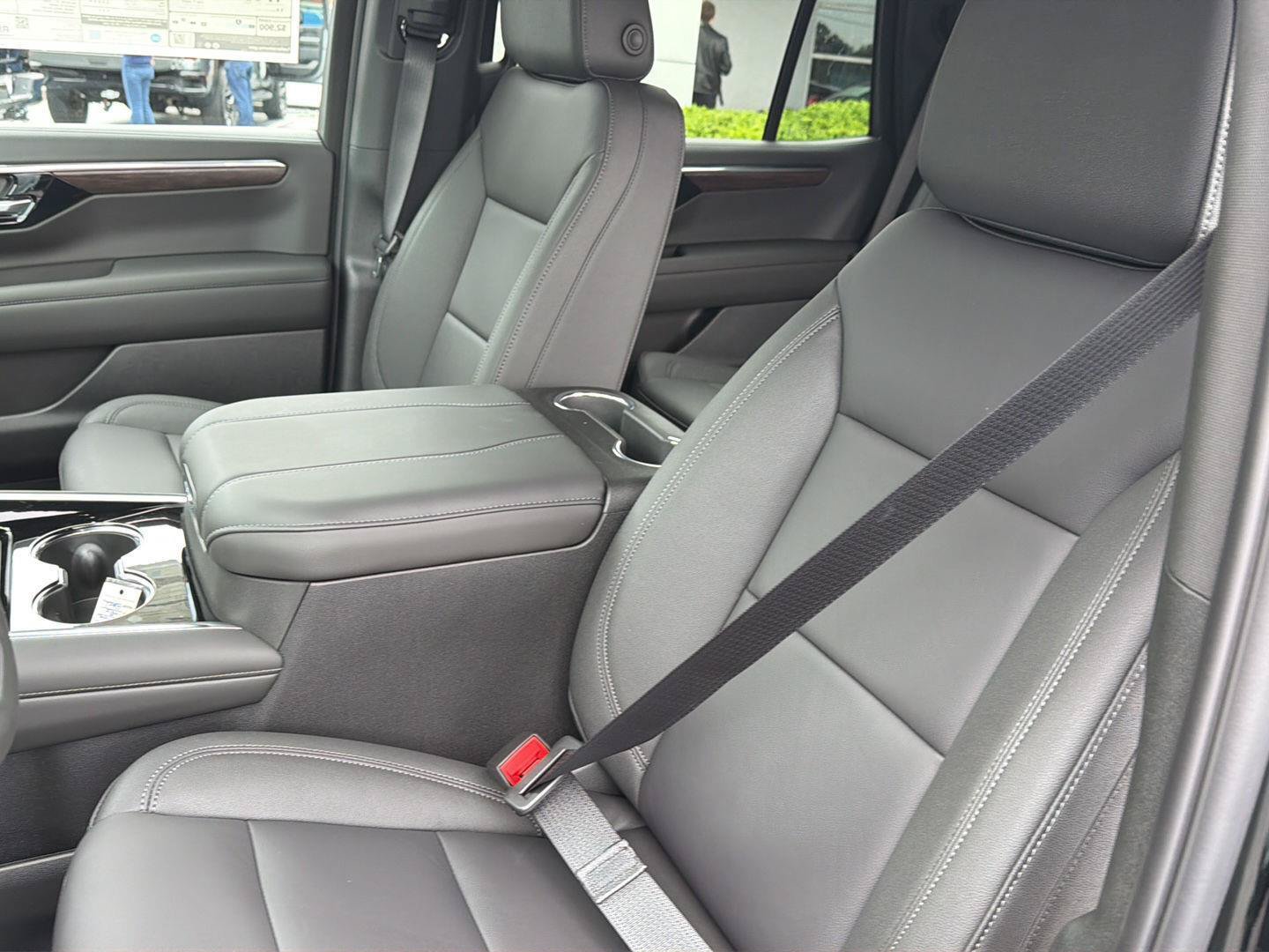 New 2026 Chevrolet Tahoe LT w/ Comfort Package RWD image 32