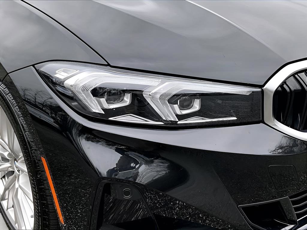 Used 2023 BMW 330i Sedan image 30