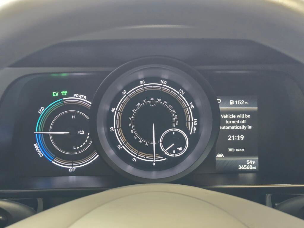 Used 2023 Hyundai Elantra Blue FWD image 26