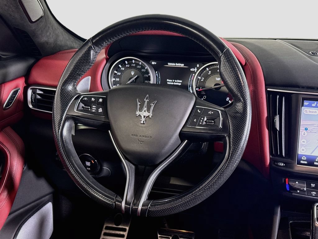 Used 2022 Maserati Levante Trofeo AWD/4WD image 10