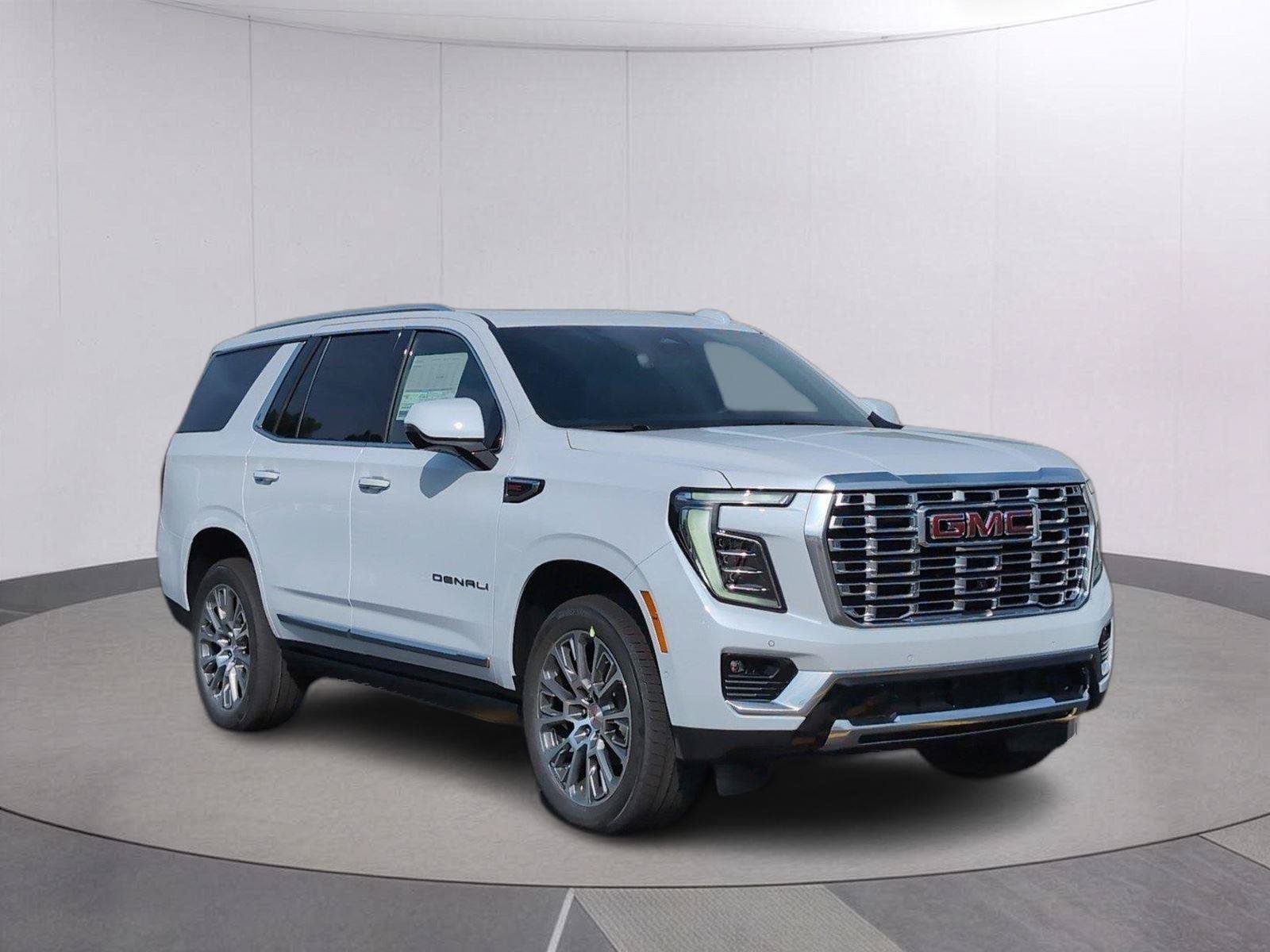 New 2026 GMC Yukon Denali w/ Denali Reserve Package AWD/4WD image 9