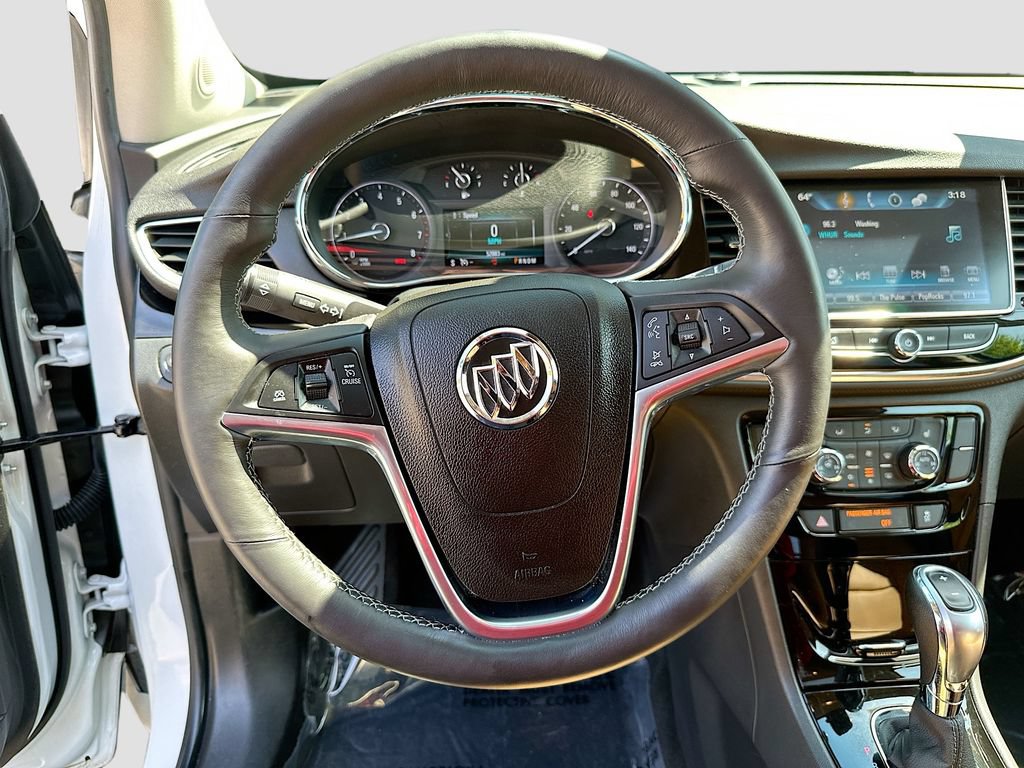 Used 2018 Buick Encore Essence AWD/4WD image 12