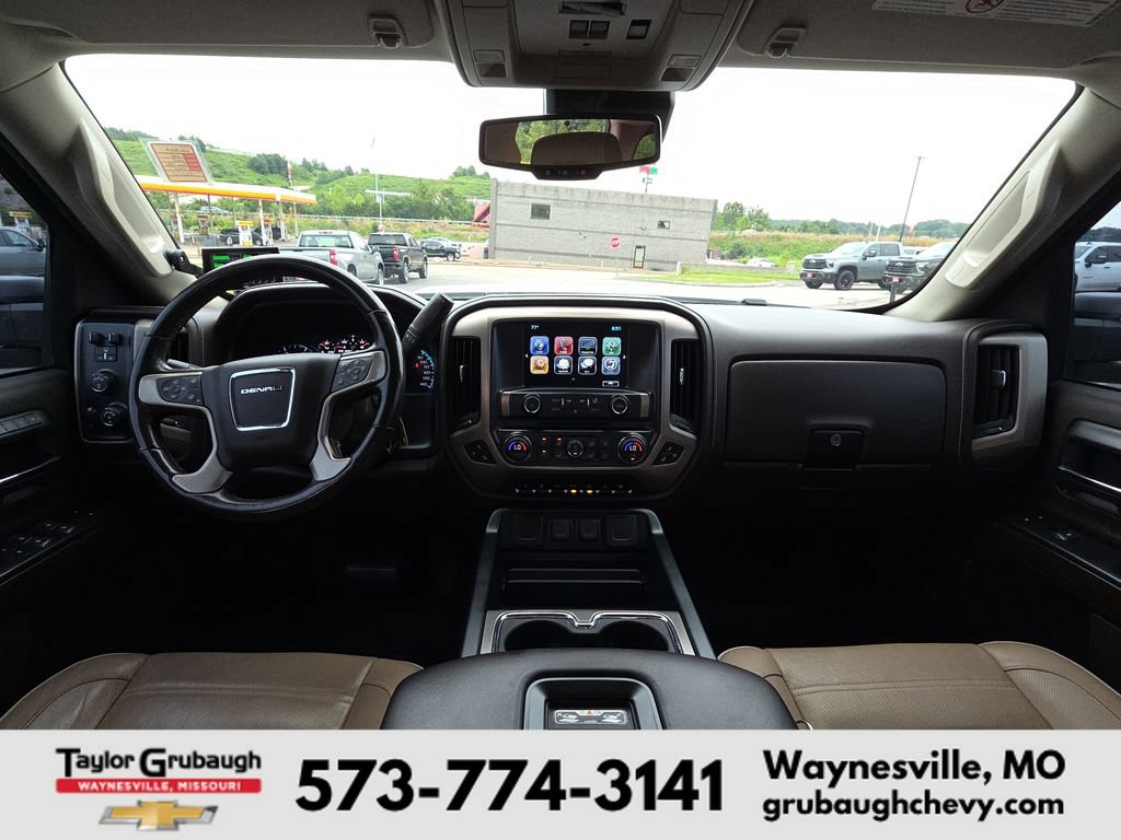 Used 2018 GMC Sierra 2500 Denali w/ Duramax Plus Package AWD/4WD image 32