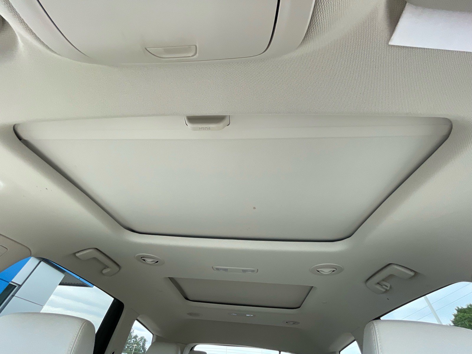 Used 2023 Buick Enclave Essence w/ Experience Buick Package FWD image 20