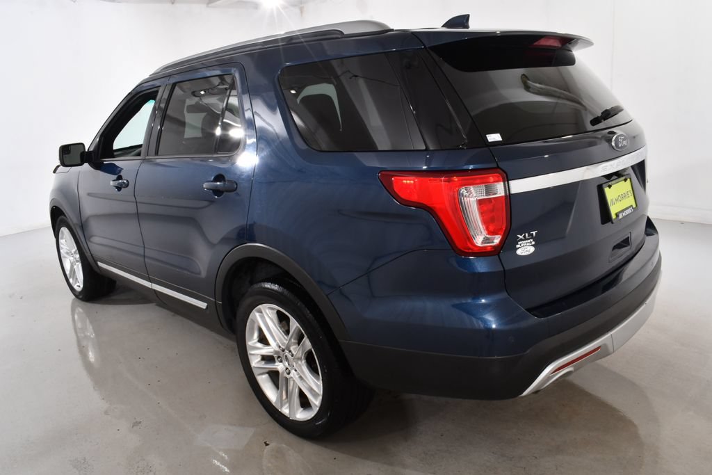 Used 2016 Ford Explorer XLT w/ Equipment Group 202A AWD/4WD image 15