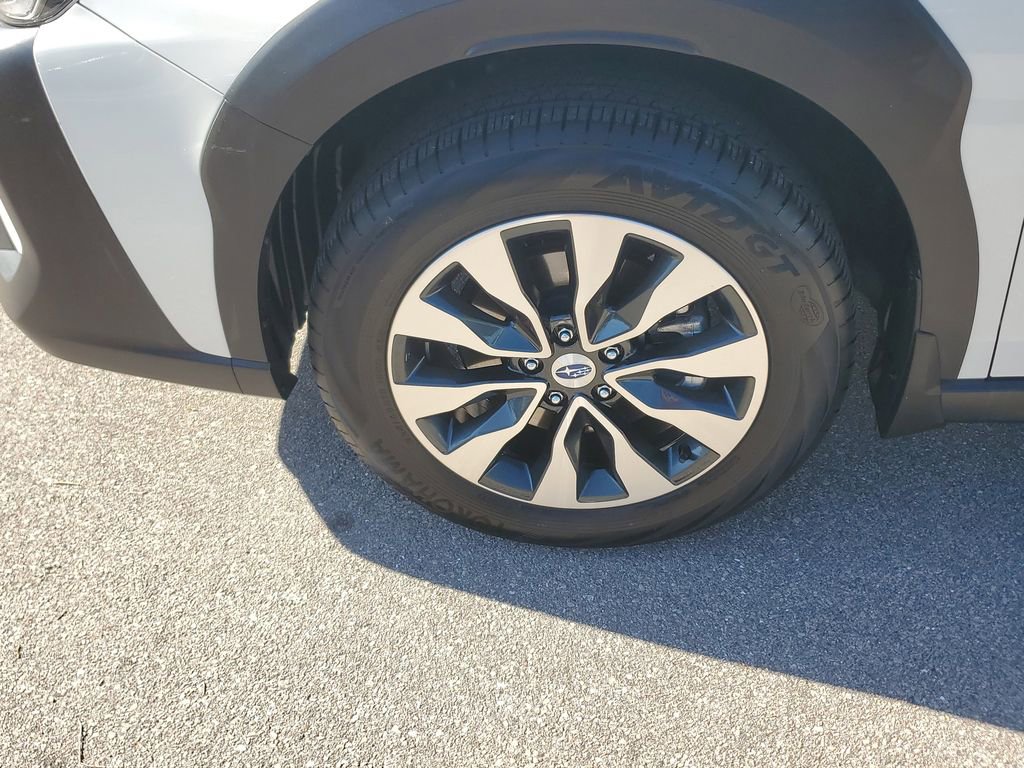 Used 2023 Subaru Outback Limited image 11