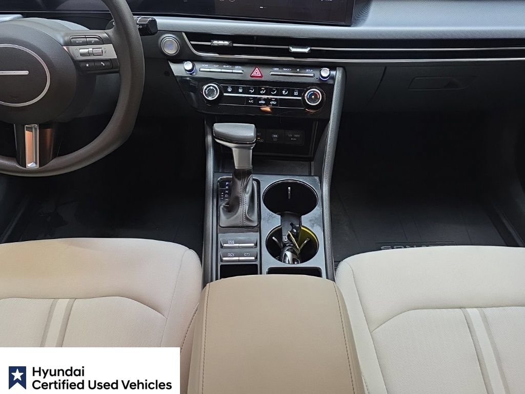 Used 2025 Hyundai Sonata SE FWD image 24