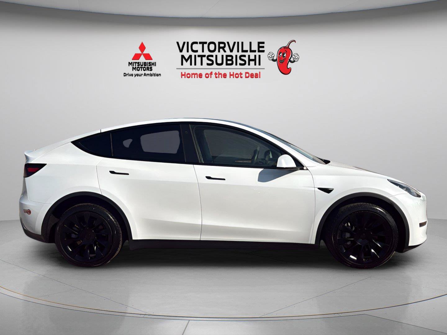 Used 2023 Tesla Model Y Long Range AWD/4WD image 8