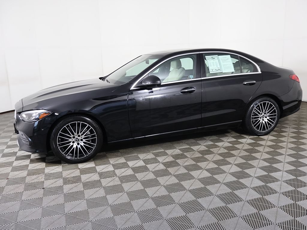 Used 2023 Mercedes-Benz C 300 4MATIC Sedan w/ Exclusive Trim Package image 18