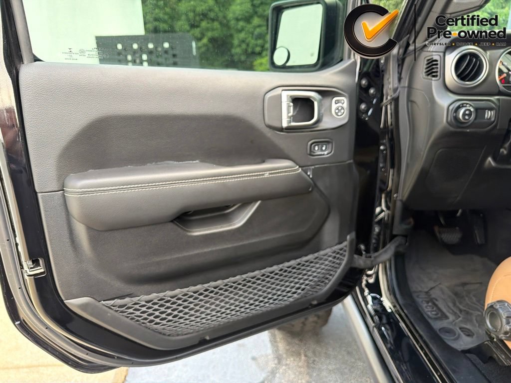 Certified 2023 Jeep Gladiator Rubicon w/ Cold Weather Group AWD/4WD image 48