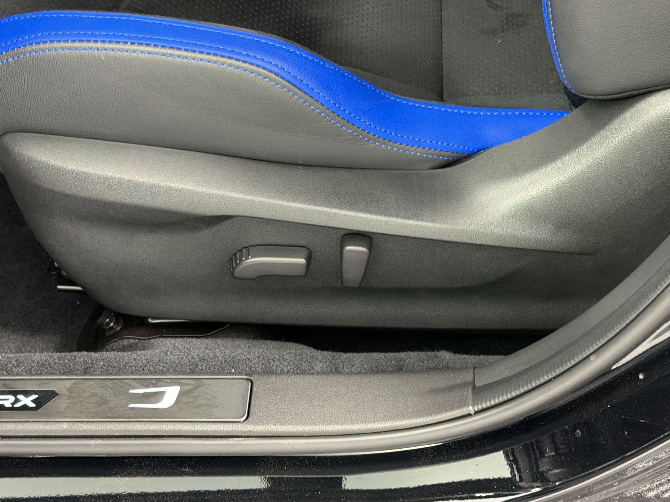 Used 2025 Subaru WRX tS AWD/4WD image 16