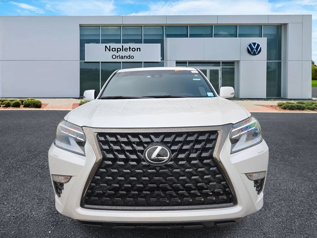 Used 2023 Lexus GX 460 w/ Black Line Special Edition image 2