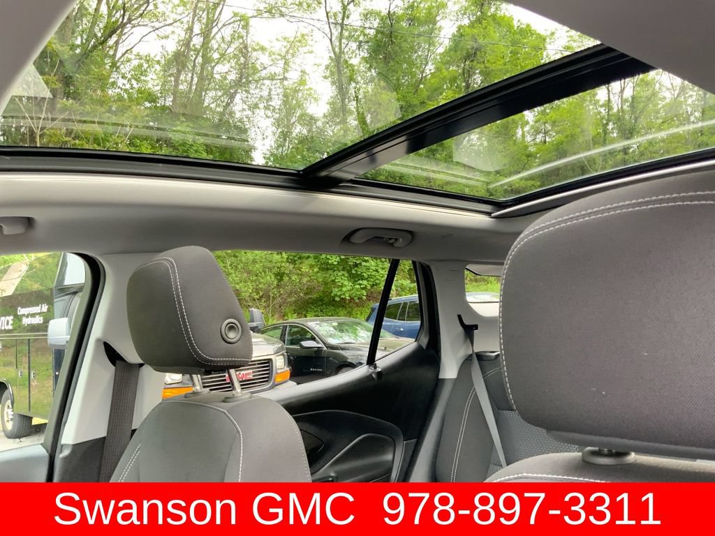 Certified 2023 GMC Terrain SLE w/ Driver Convenience Package AWD/4WD image 19