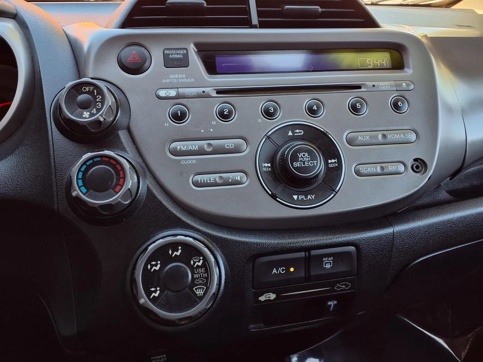 Used 2012 Honda Fit image 9