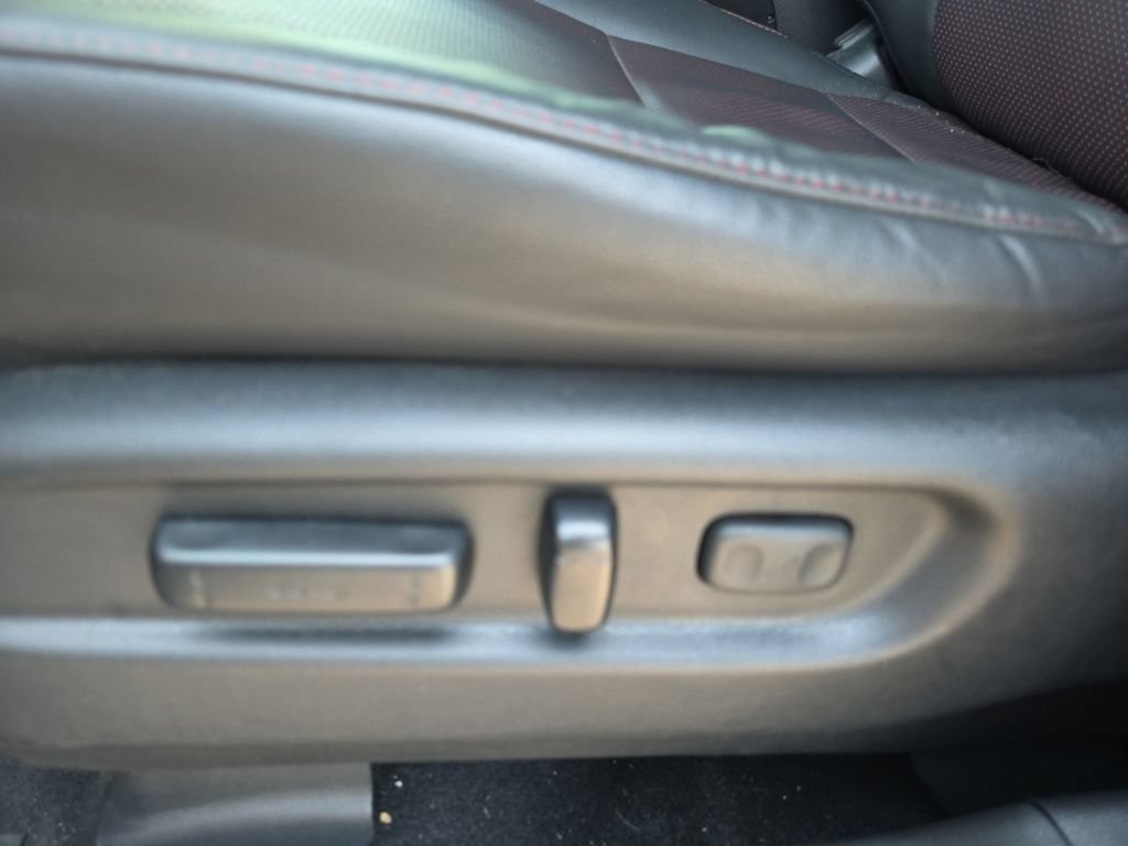 Certified 2025 Honda Ridgeline Black Edition image 11
