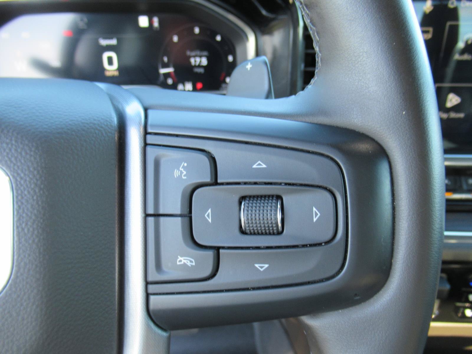 Used 2023 GMC Sierra 1500 SLT w/ SLT Premium Plus Package AWD/4WD image 25