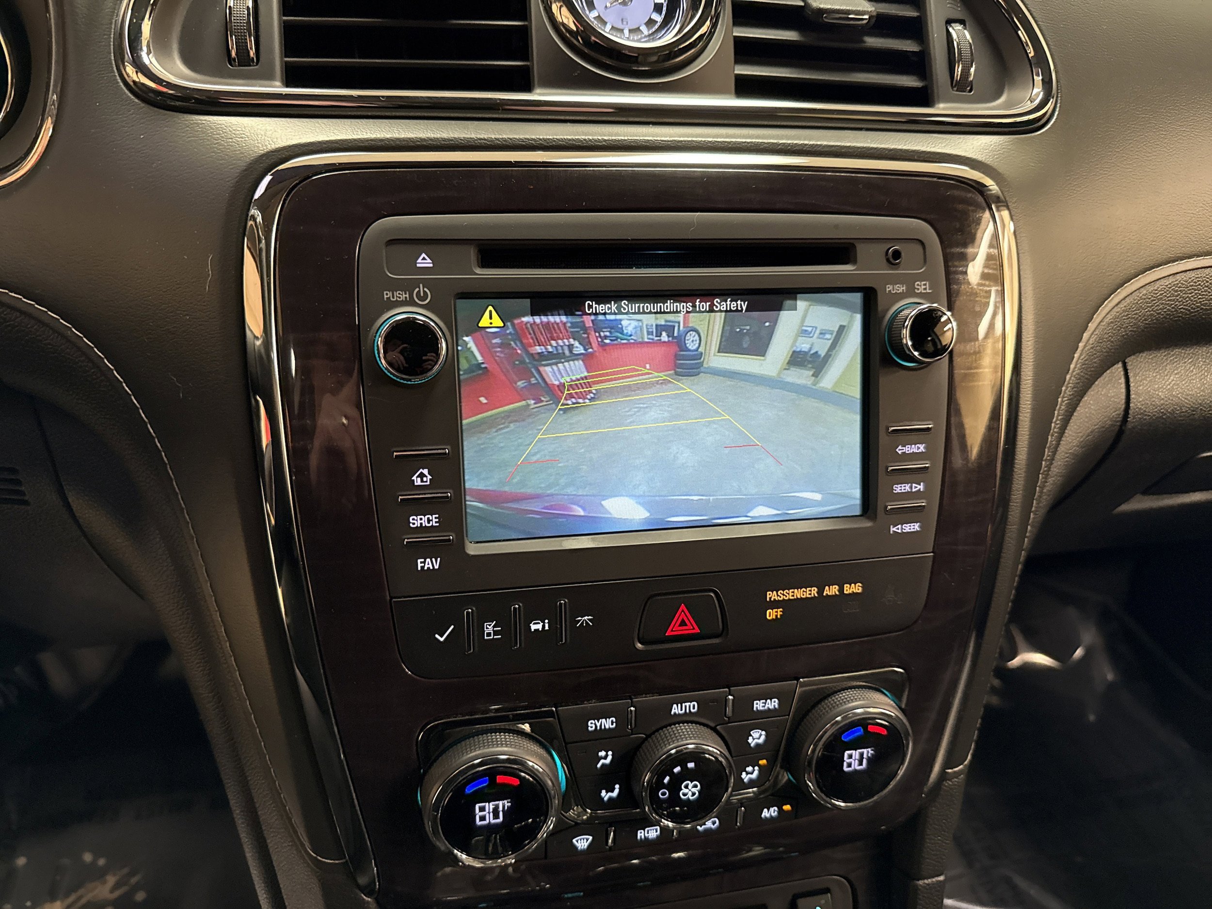 Used 2017 Buick Enclave Leather AWD/4WD image 20