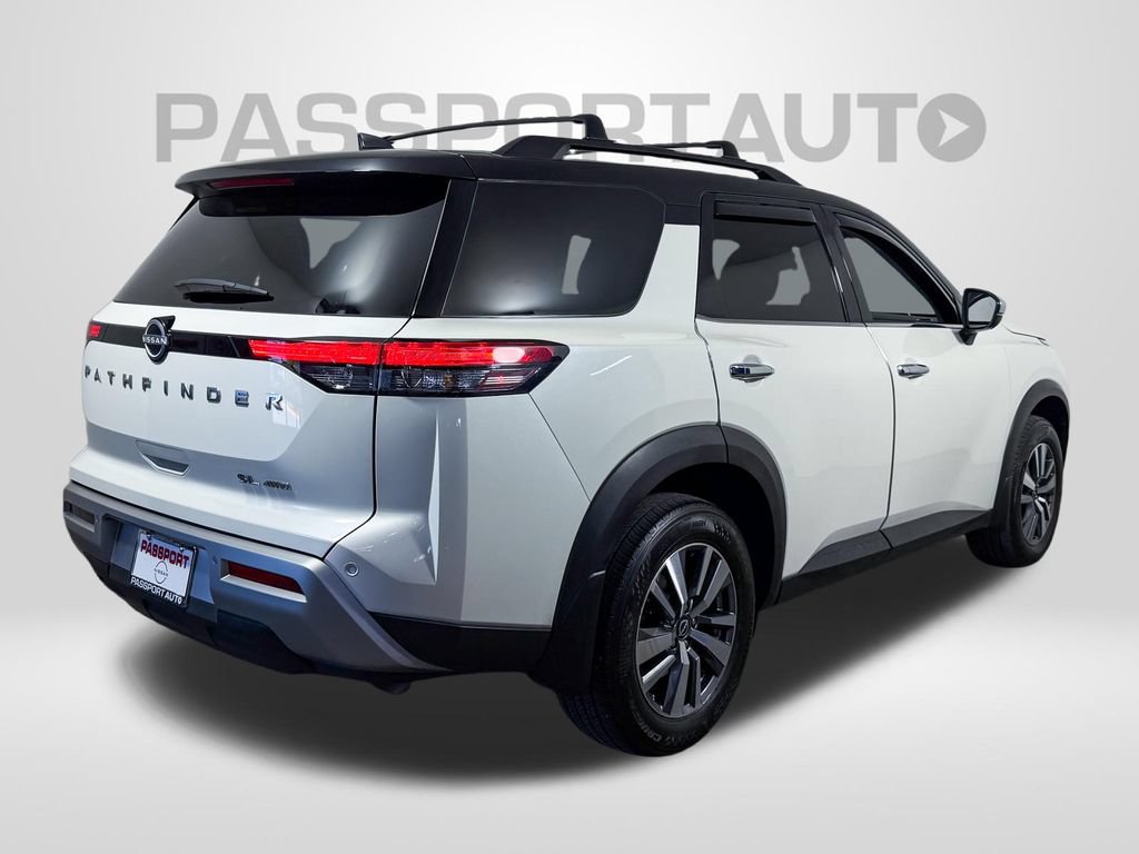 Certified 2024 Nissan Pathfinder SL AWD/4WD image 9