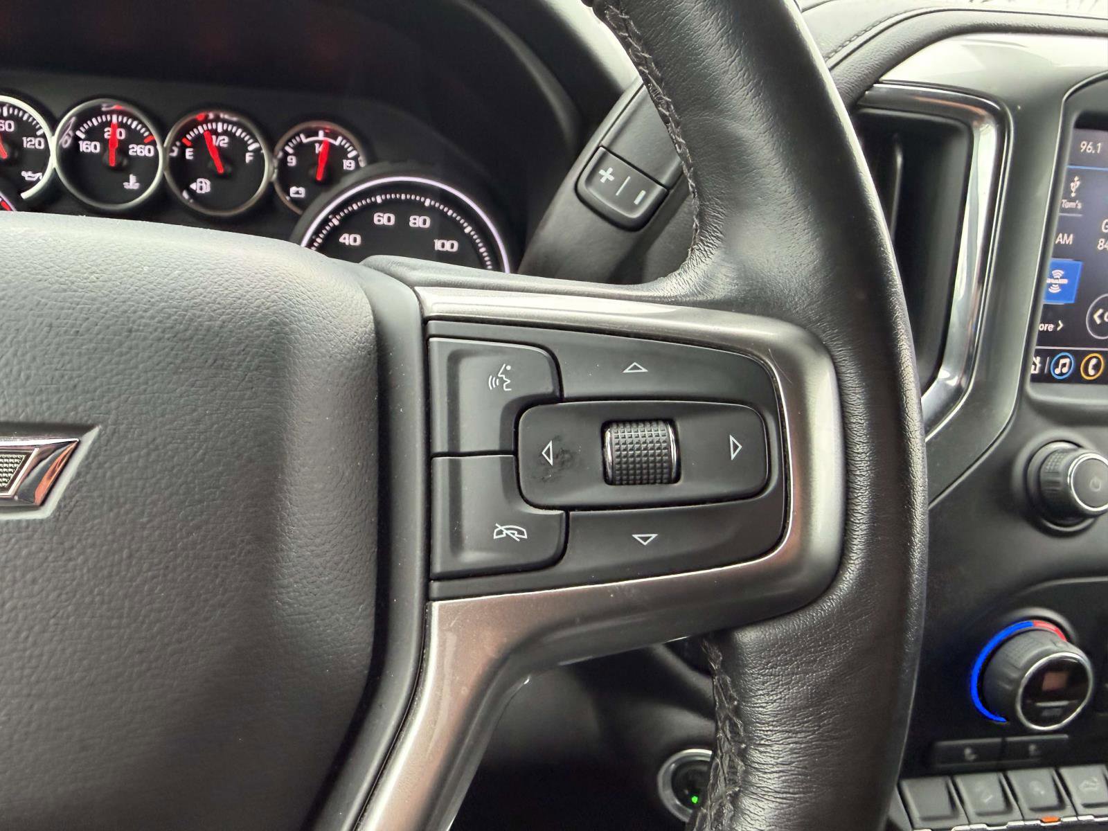 Used 2020 Chevrolet Silverado 1500 LT Trail Boss image 24