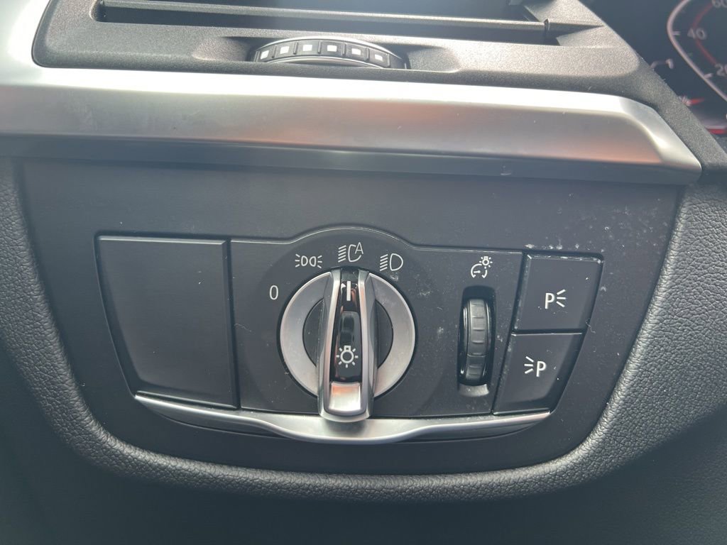 Used 2024 BMW X3 sDrive30i w/ Convenience Package image 18