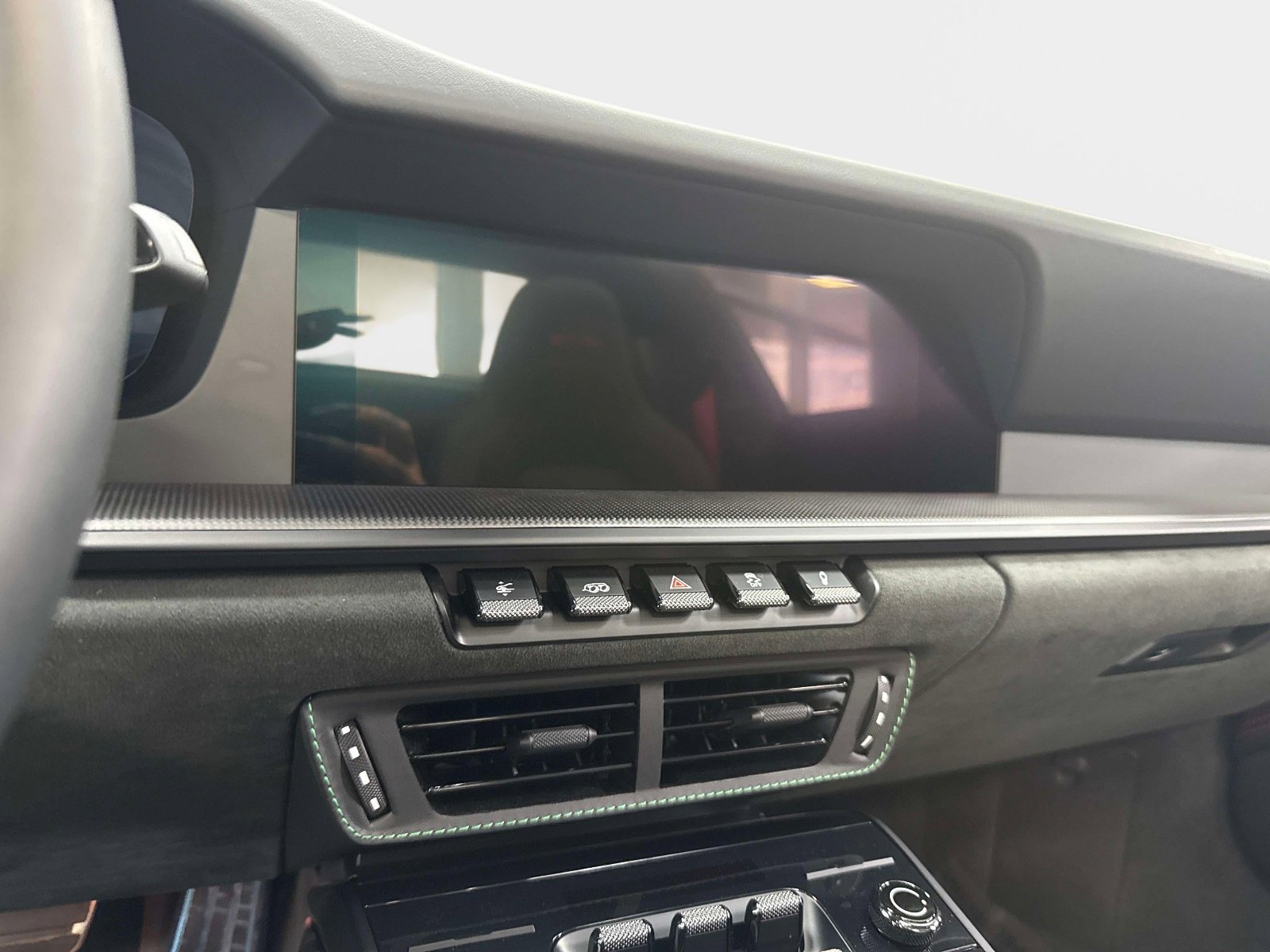 Used 2025 Porsche 911 Targa 4 GTS image 41