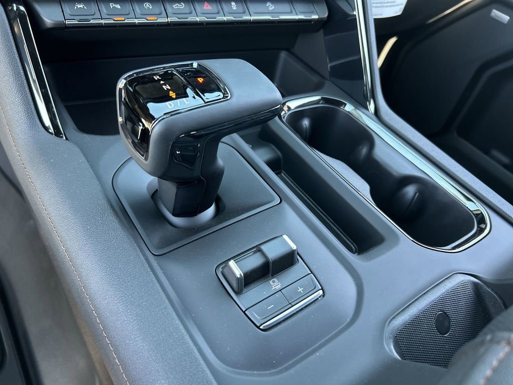 New 2026 GMC Sierra 1500 AT4 AWD/4WD image 16