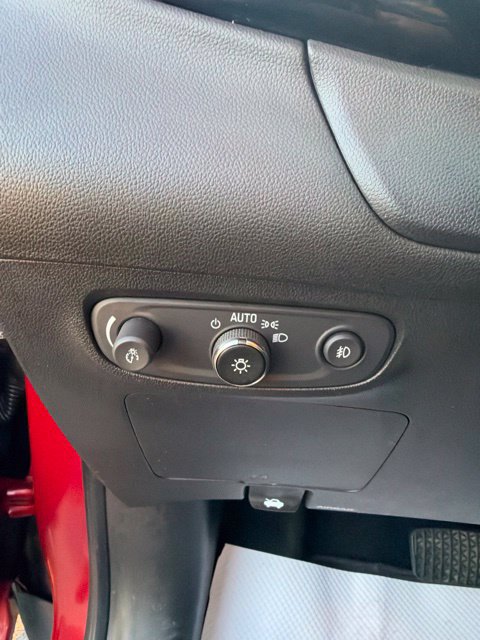 Used 2021 Buick Encore GX Select AWD/4WD image 17