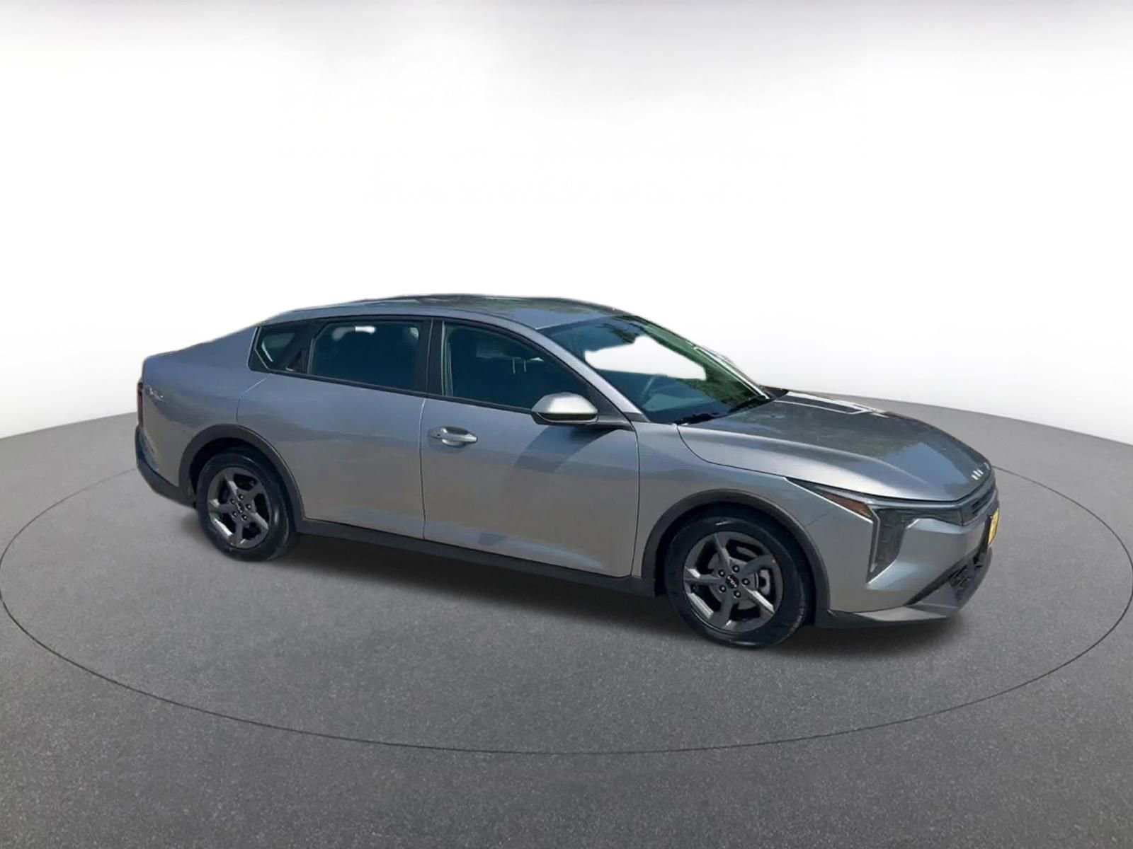 Used 2025 Kia K4 FWD image 2