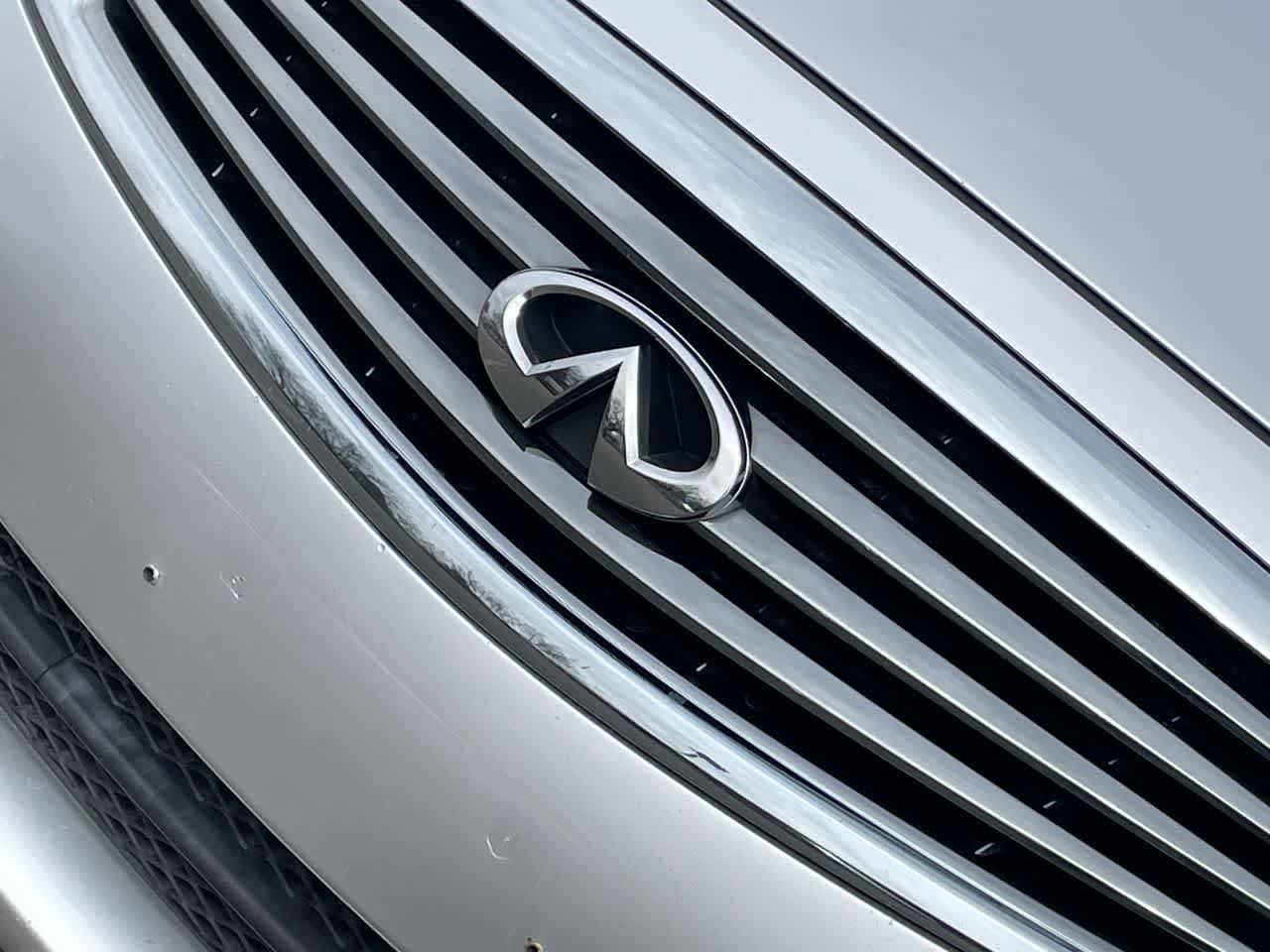 Used 2013 INFINITI G37 x w/ Premium Pkg AWD/4WD image 31