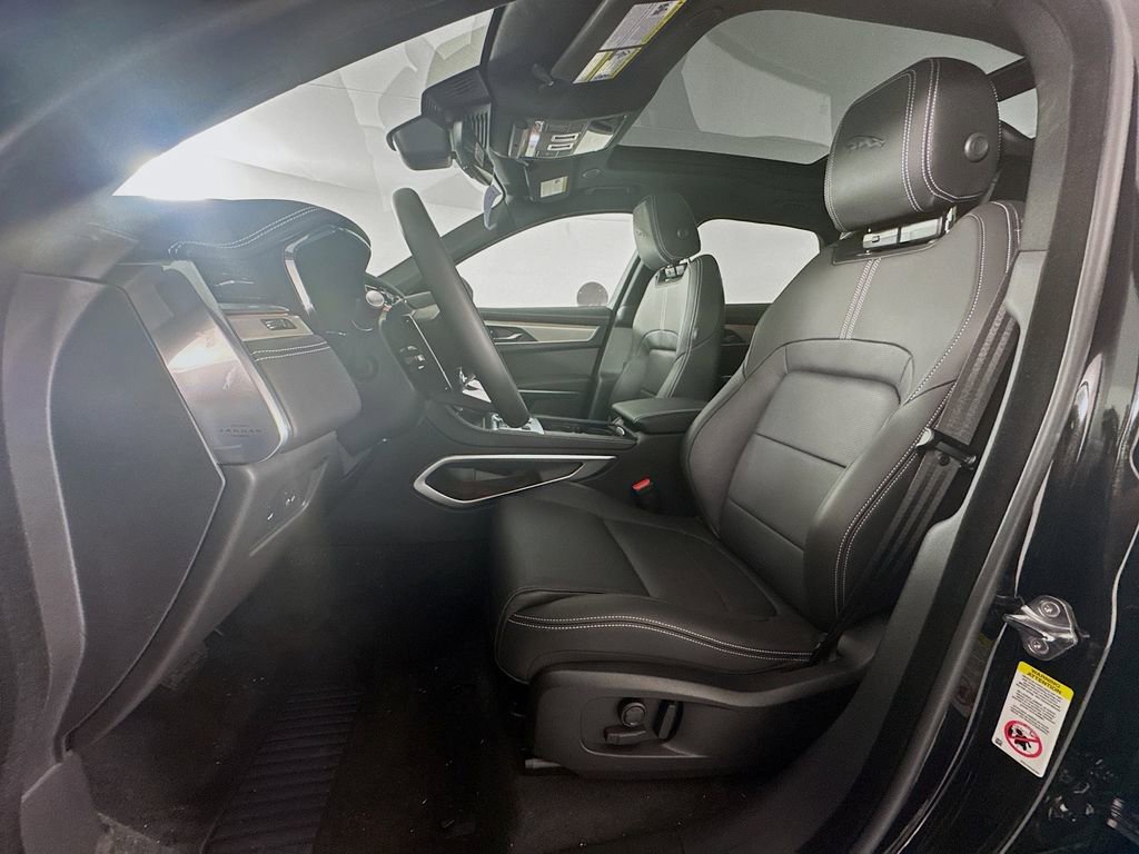 New 2026 Jaguar F-PACE R-Dynamic S image 20