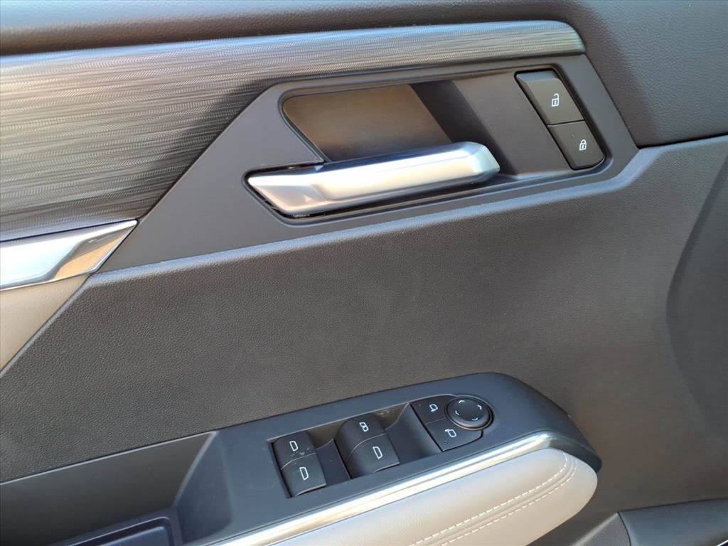 New 2026 GMC Acadia Elevation w/ Elevation Premium Package FWD image 8